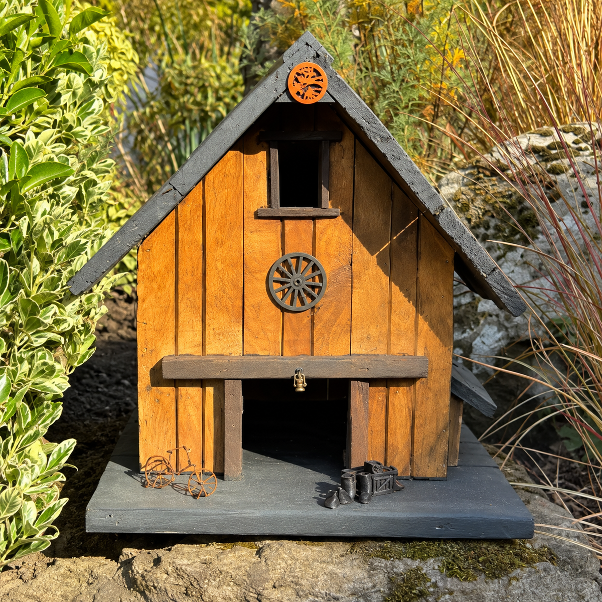 Painted example of the Barn-Style Reclaimed Timber Garden House. Unpainted option is supplied without paint.